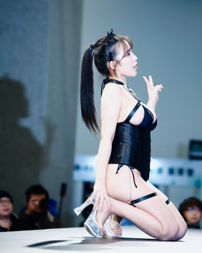 Instagram – Asian – Jun Amaki – Nude