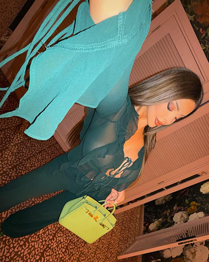 Instagram – OnlyFans – Kahina (kahina_sbeauty) (QueenBabyGirl) – Nude