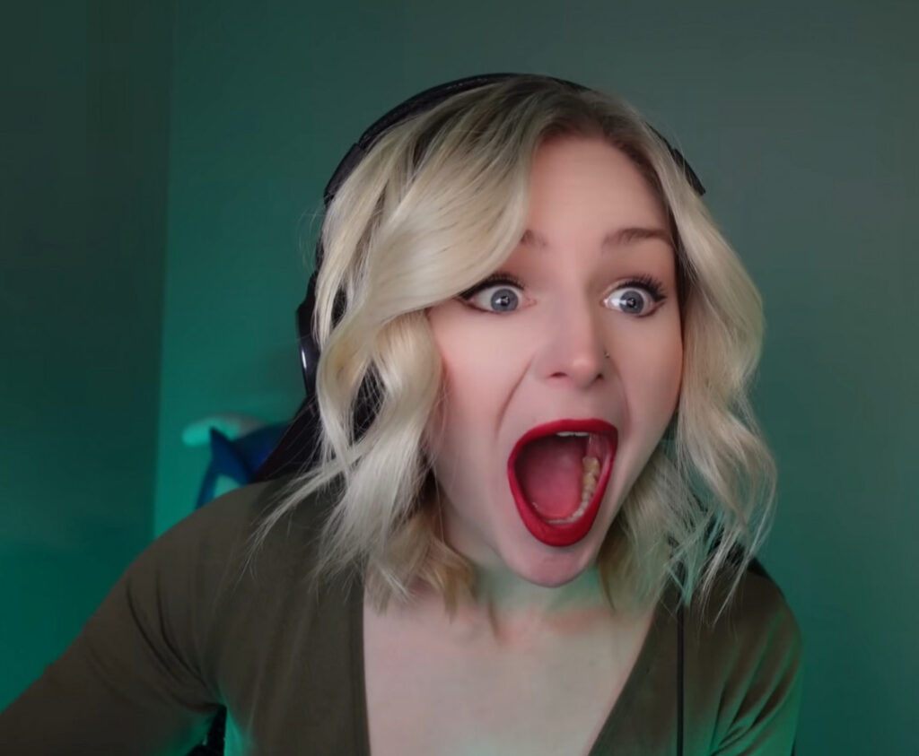 TikTok – KallMeKris – Nude