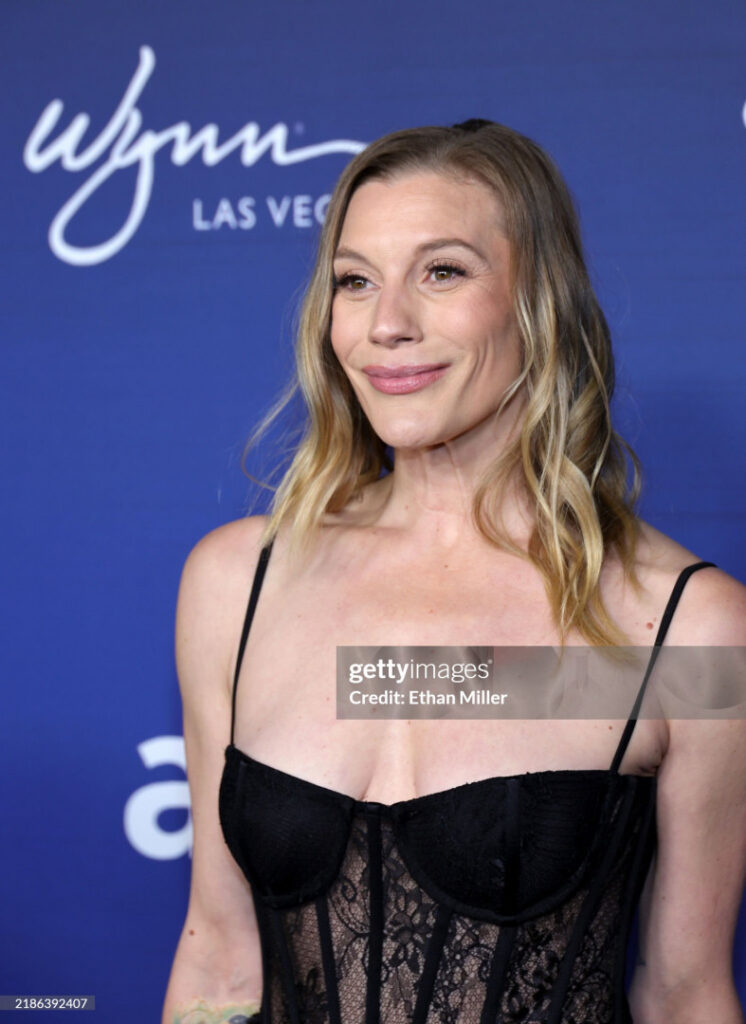 Celeb – Katee Sackhoff – Nude