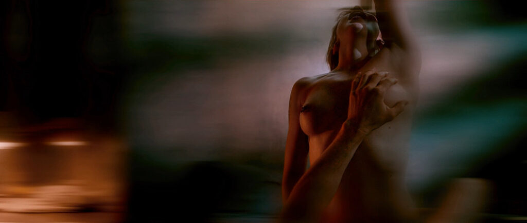 Celeb – Katie Cassidy – Nude