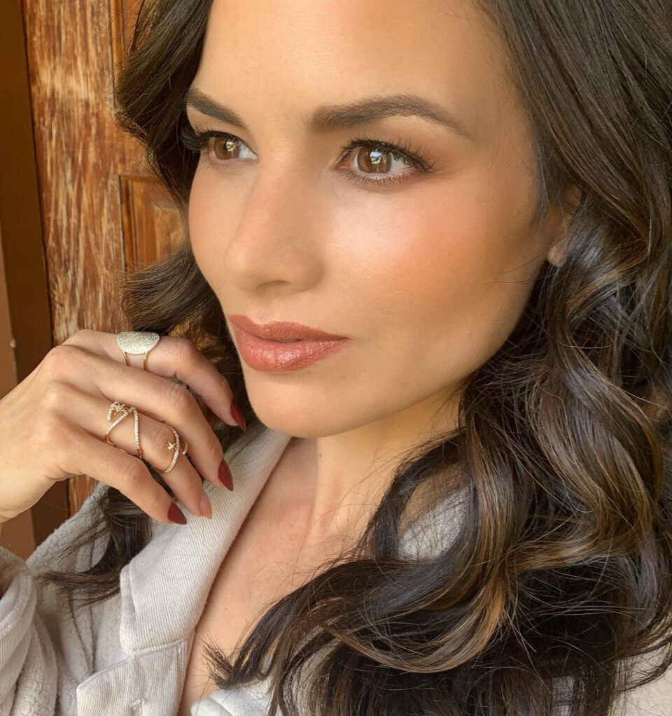 Celeb – Katrina Law – Nude