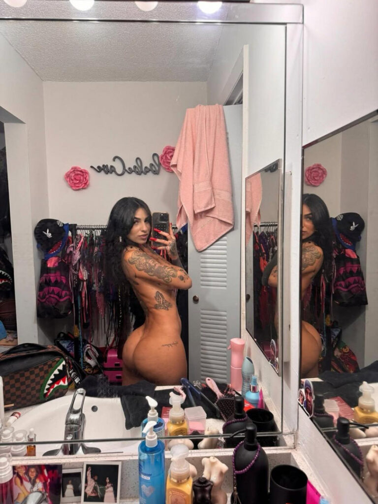 Instagram – Kayla Hatem , therealkaylizzzle, Kaylizzzle – Nude