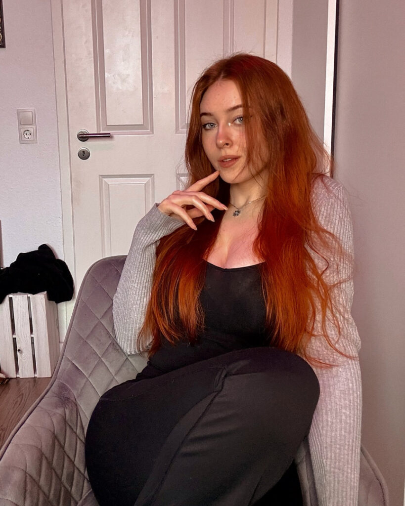 Twitch – KDRkitten – Nude