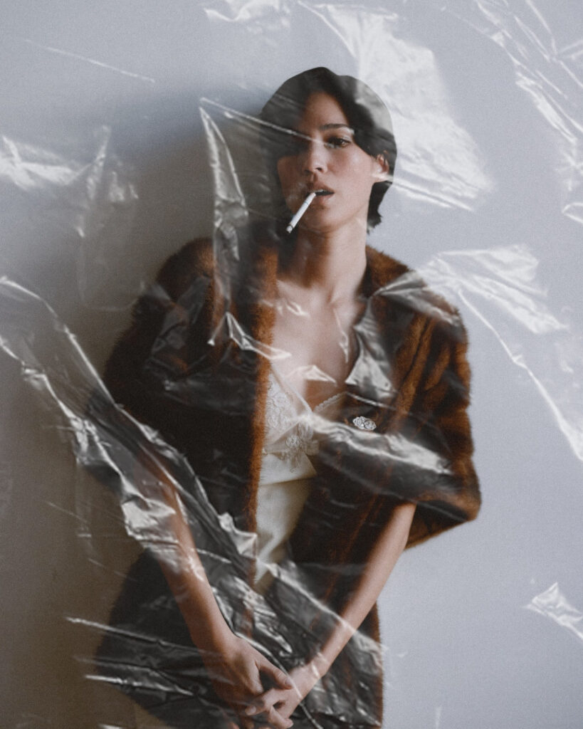 Celeb – Kelsey Asbille – Nude