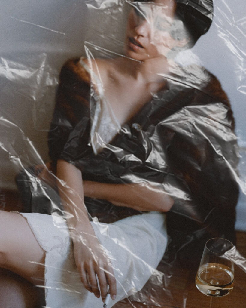 Celeb – Kelsey Asbille – Nude