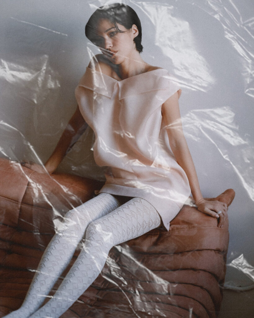 Celeb – Kelsey Asbille – Nude