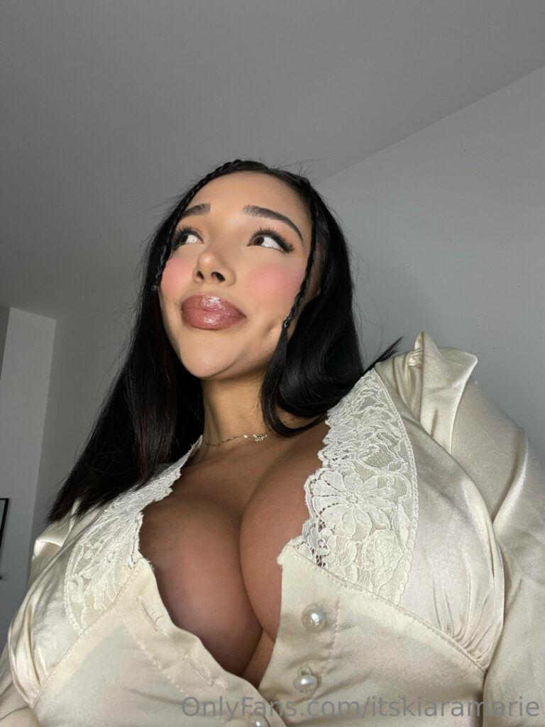 OnlyFans – Kiara Marie – Nude