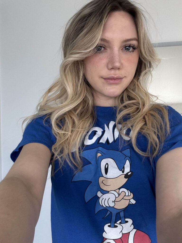 Twitch – OnlyFans – Fansly – Kimmee / Kimcella / klmmee – Nude