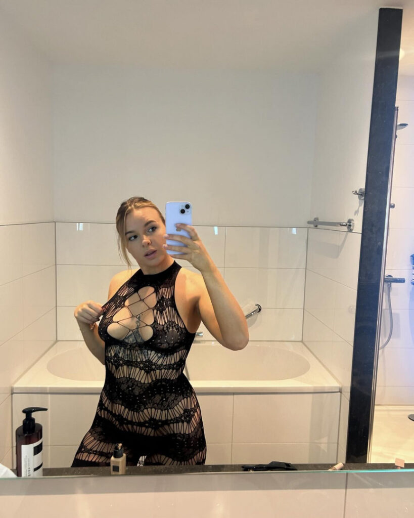 kinkycoupleje – Nude Leaks