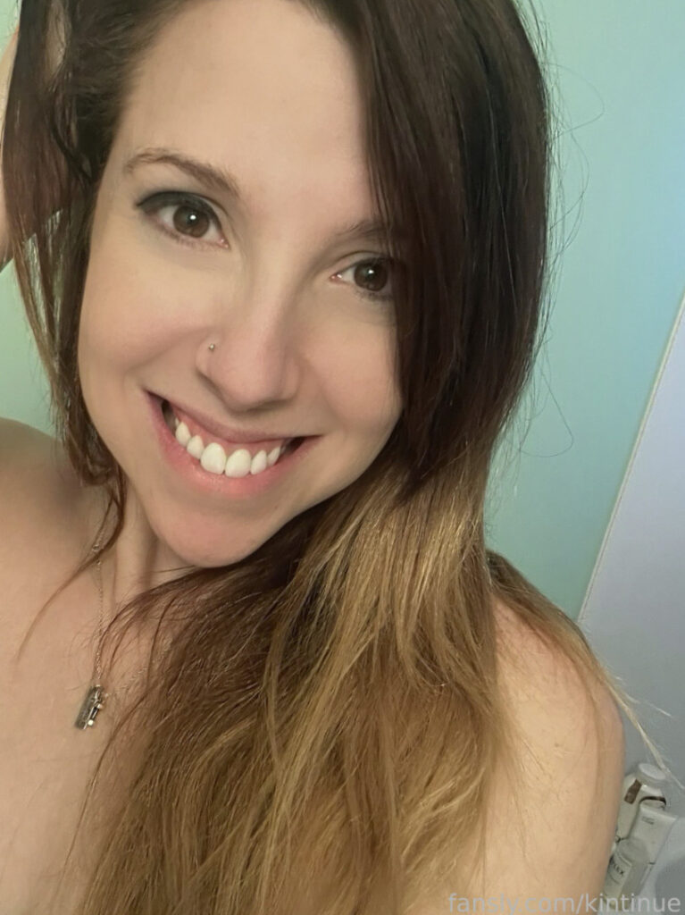 Twitch – Fansly – Kintinue – Nude