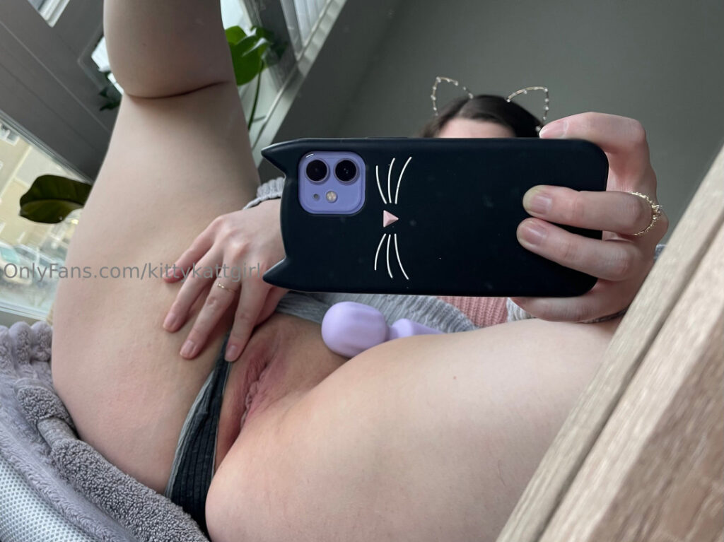 OnlyFans – Instagram – Fansly – KittyKattGirl – Nude Leaks
