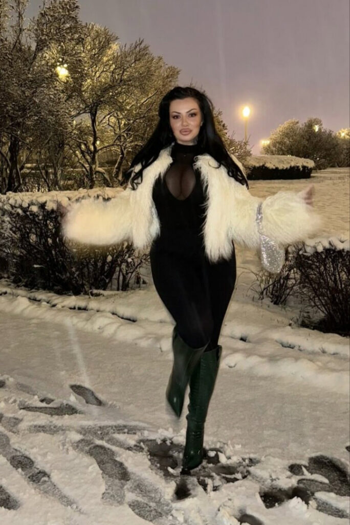 Instagram – T H I C C – Kristina Karieva – Nude