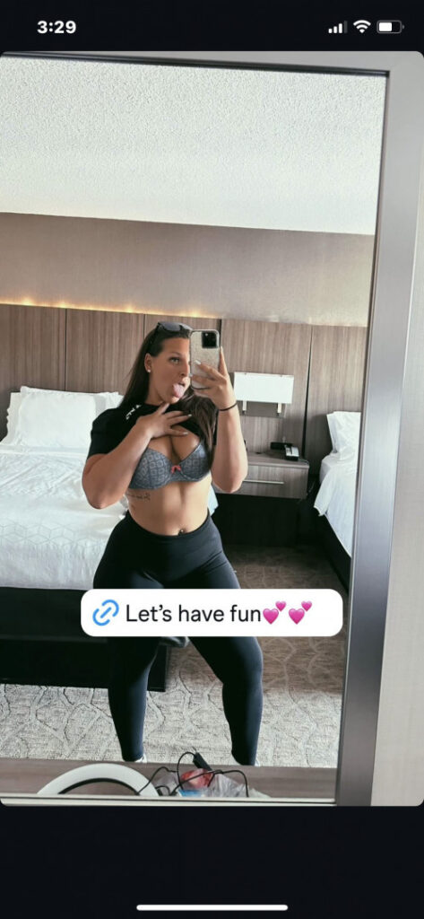 OnlyFans – Instagram – Kyrie.michaela michaelasmith Michaela Smith – Nude Leaks