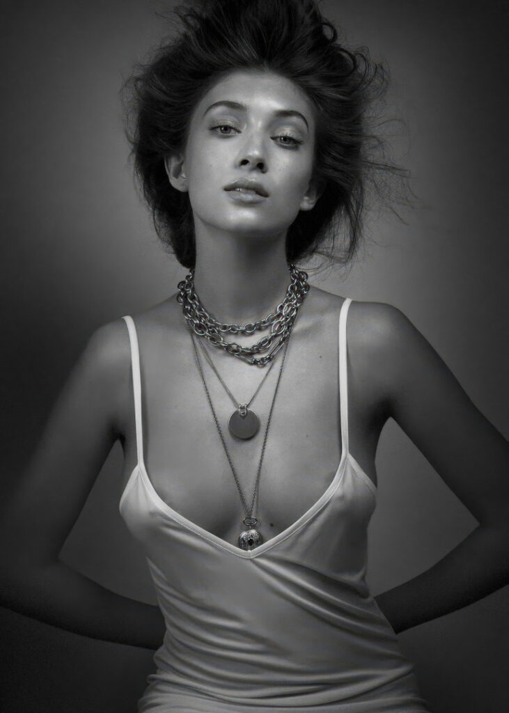 Instagram – Laura Margesin – Nude