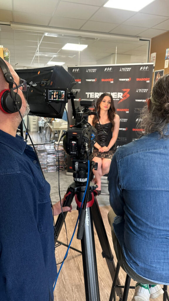 Celeb – Lauren LaVera – Nude