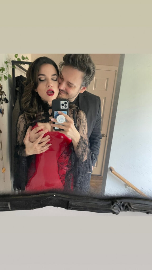 Celeb – Lauren LaVera – Nude