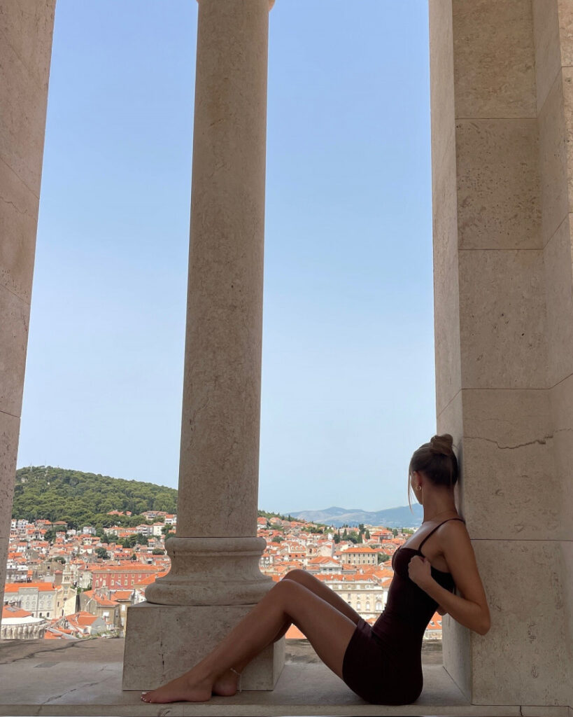 Instagram – Lauren Worboys – Nude