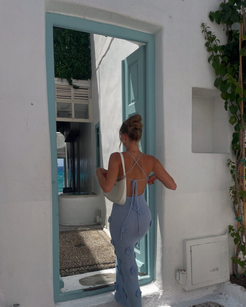 Instagram – Lauren Worboys – Nude