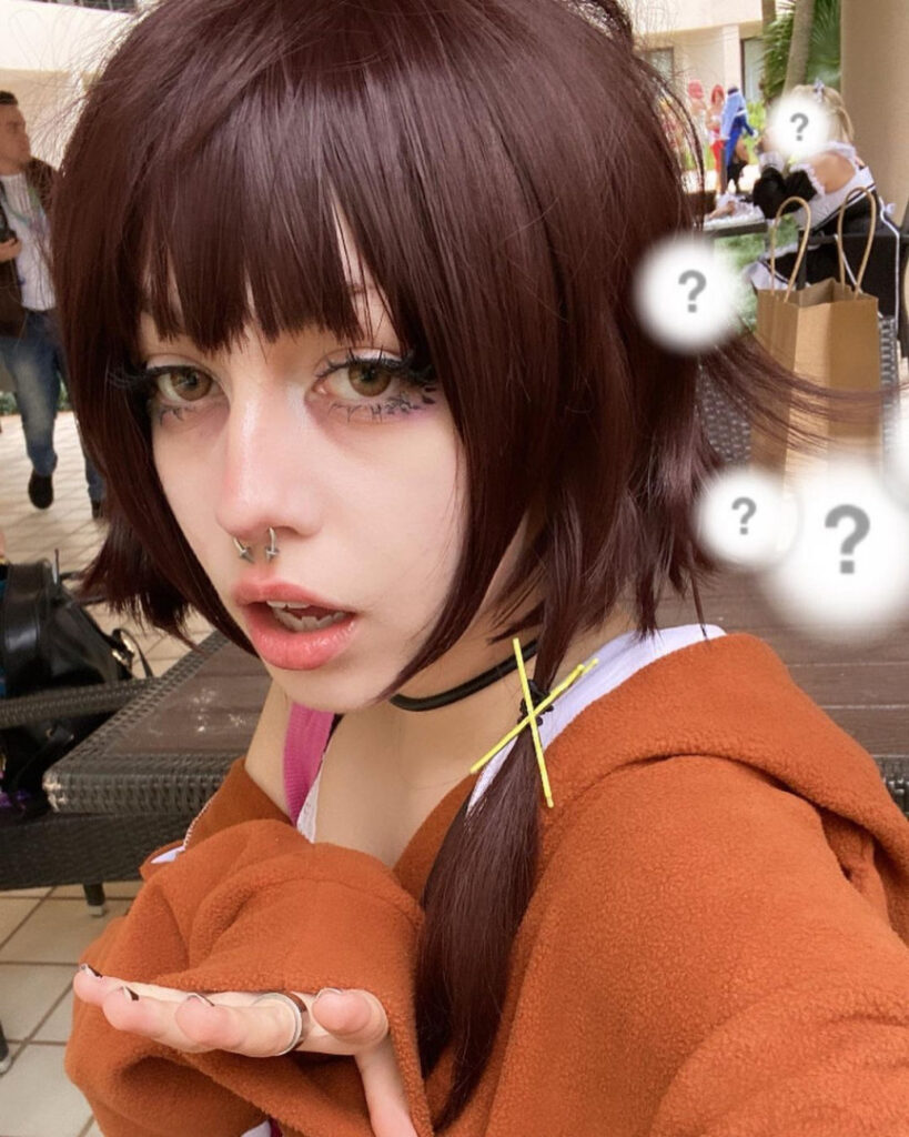 TikTok – Cosplay – Petite – Layn.cos / ghastlylayn – Nude Leaks