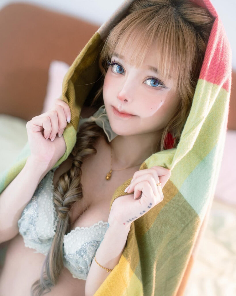 Instagram – Ko-fi – Le Josette – Nude