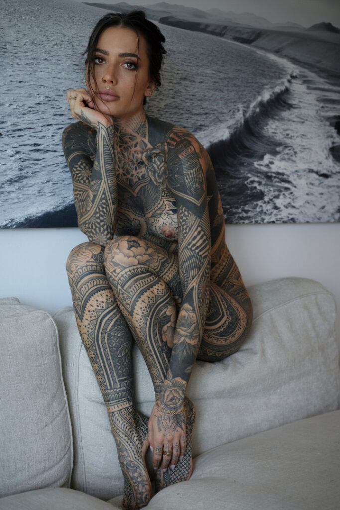 Instagram – Leah blum blum.ttt – Nude