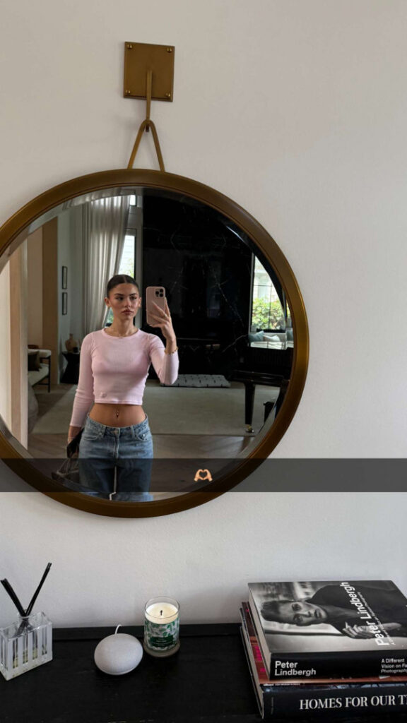 TikTok – Leah Halton – Nude