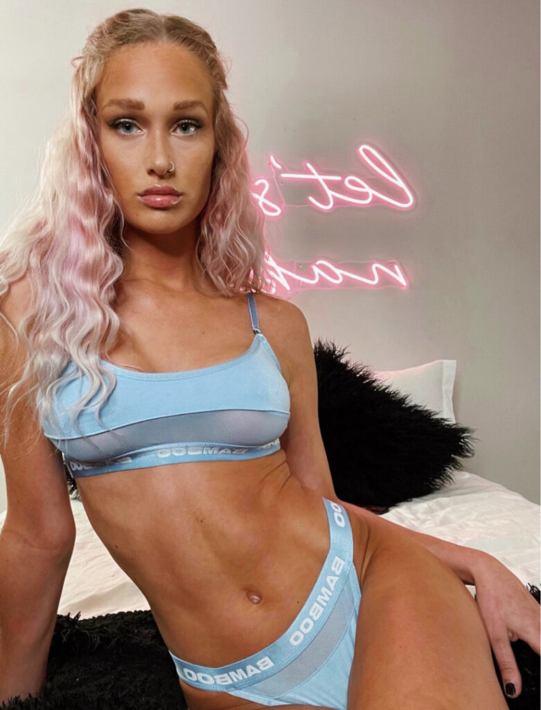 OnlyFans – Lexie Wilcox & Lanie Wilcox / xoxolexie & xoxolanie – Nude