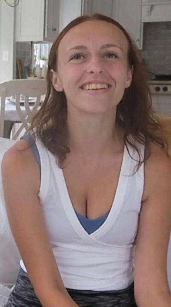 Youtube – Lia Reacts / Lia_Fiore – Nude Leaks