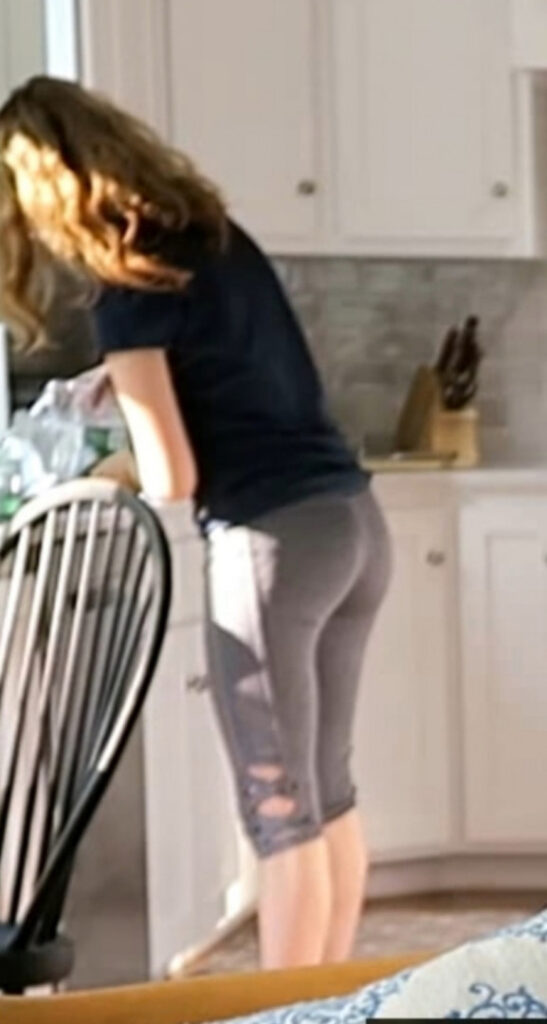 Youtube – Lia Reacts / Lia_Fiore – Nude Leaks