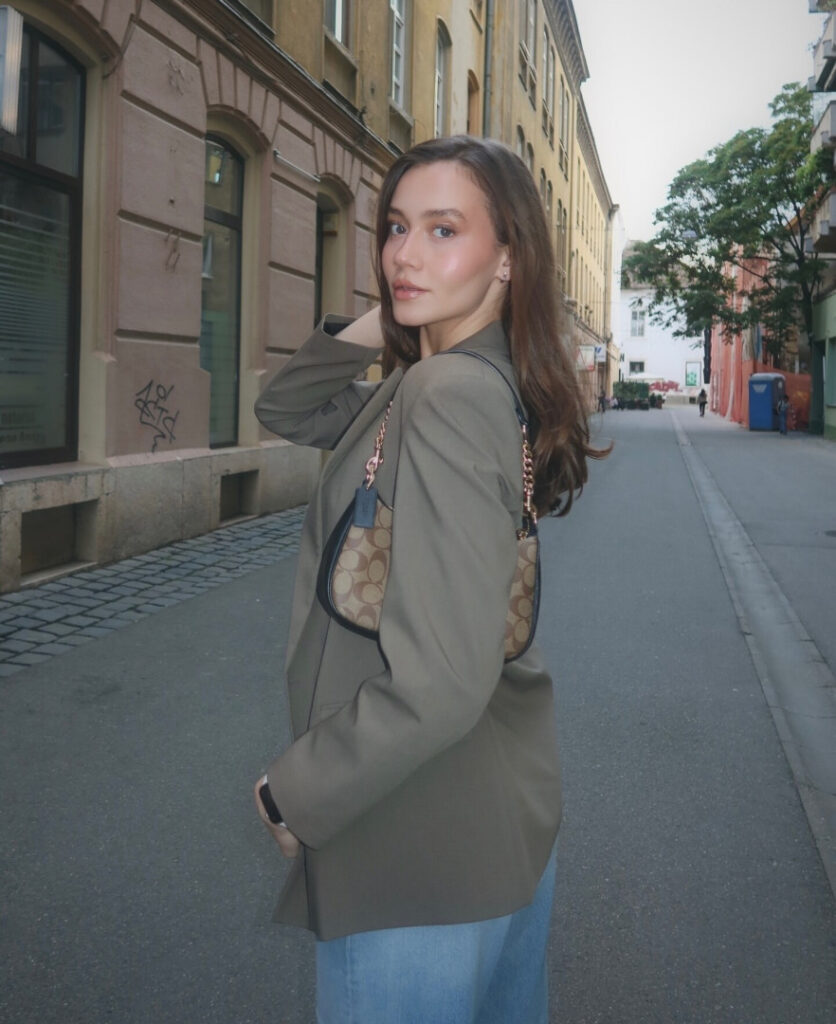 Youtube – TikTok – Instagram – Lika Jorbenadze – Nude Leaks