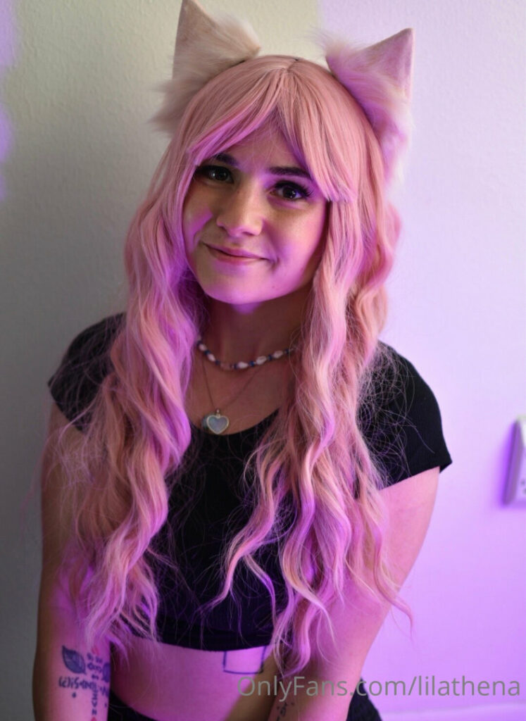 Reddit – Feet – LilAthena – Nude