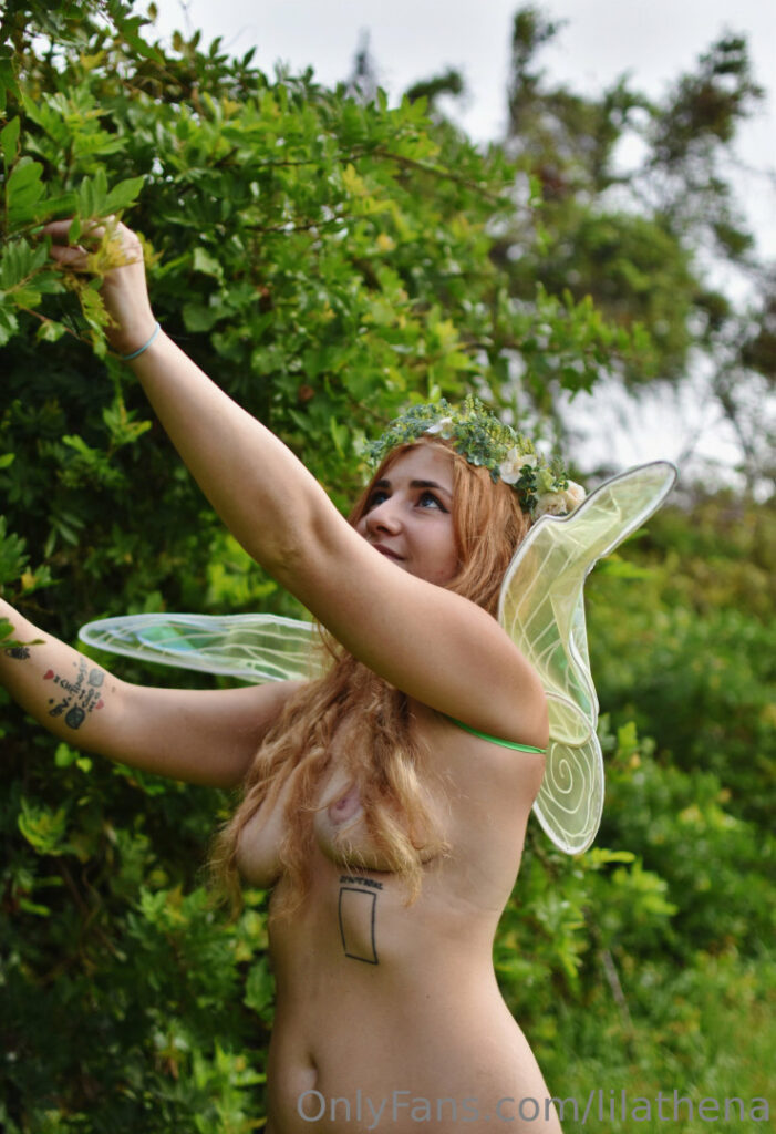 Reddit – Feet – LilAthena – Nude