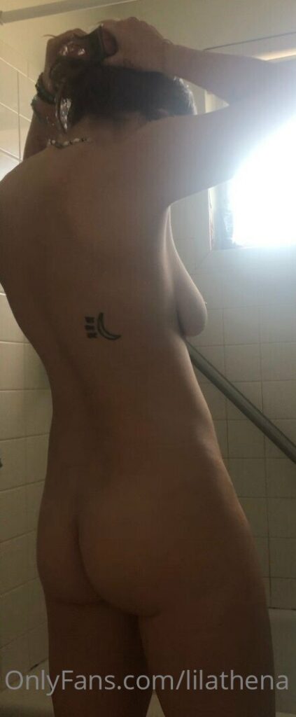 Reddit – Feet – LilAthena – Nude