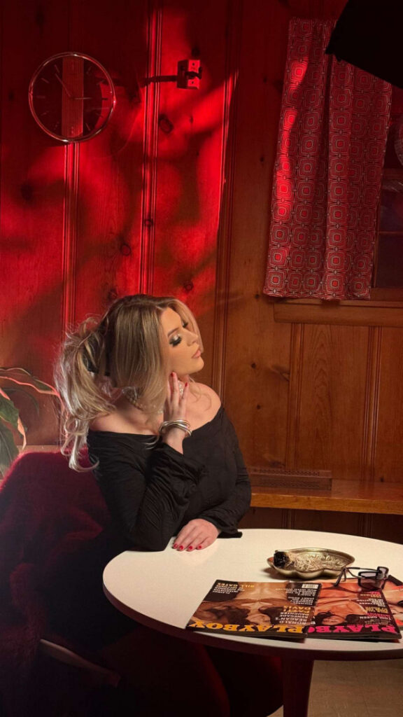 OnlyFans – Instagram – T H I C C – Lindsay Capuano – Nude