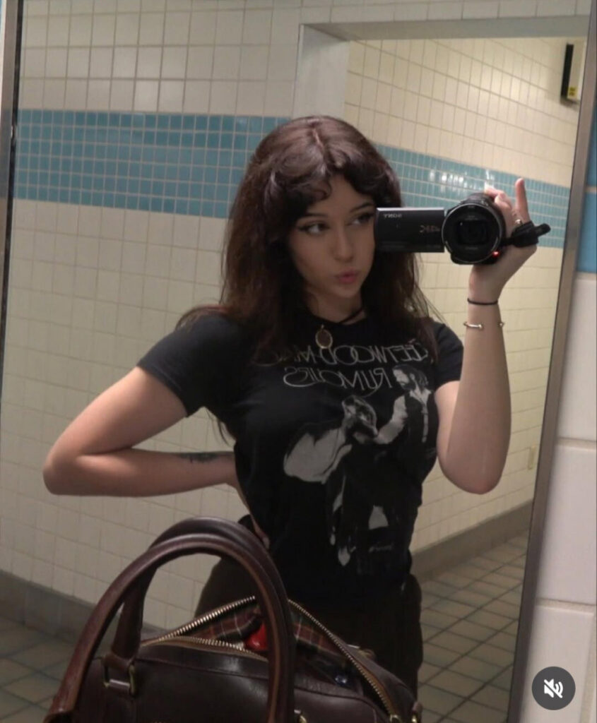 Twitch – TikTok – T H I C C – LivBev / Liv Bevan – Nude