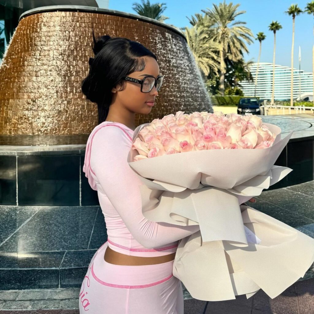 OnlyFans – Instagram – T H I C C – Liyah mai  Liyahmai – Nude Leaks