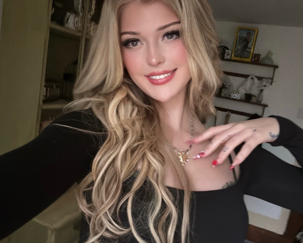 TikTok – Loren Gray – Nude