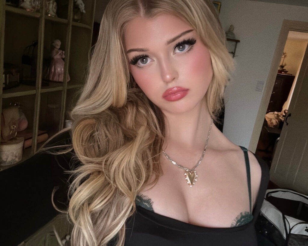 TikTok – Loren Gray – Nude