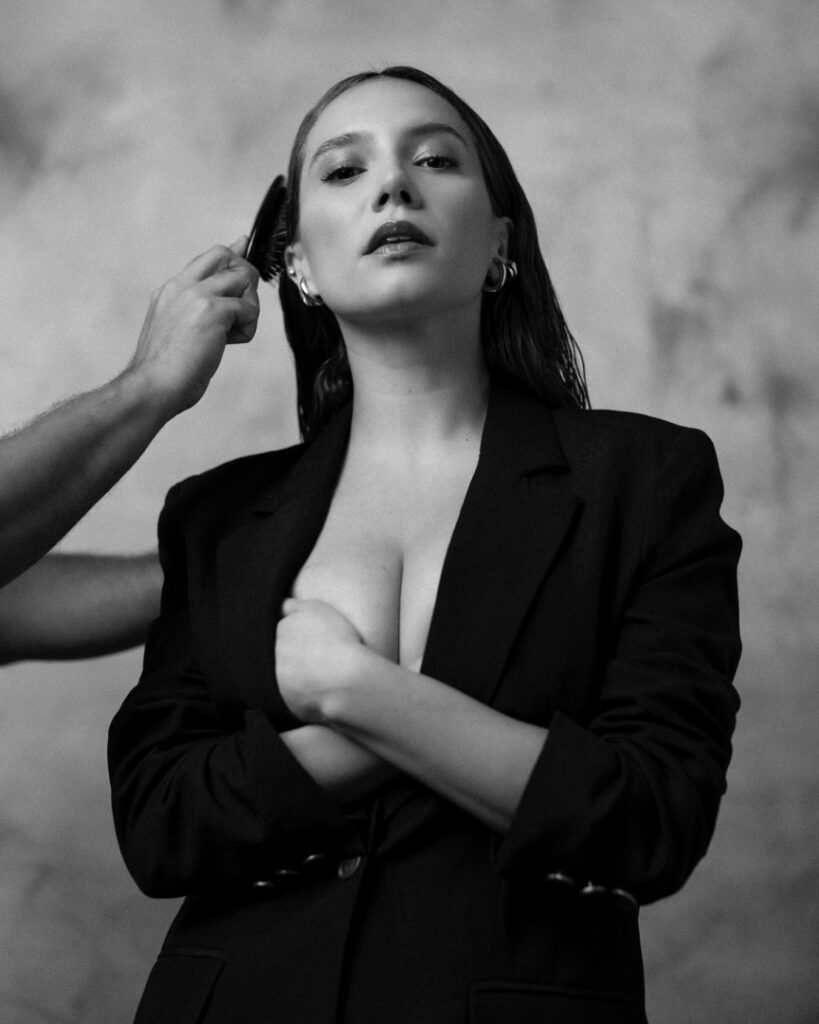 Brazil – Celeb – Lorena Comparato – Nude Leaks