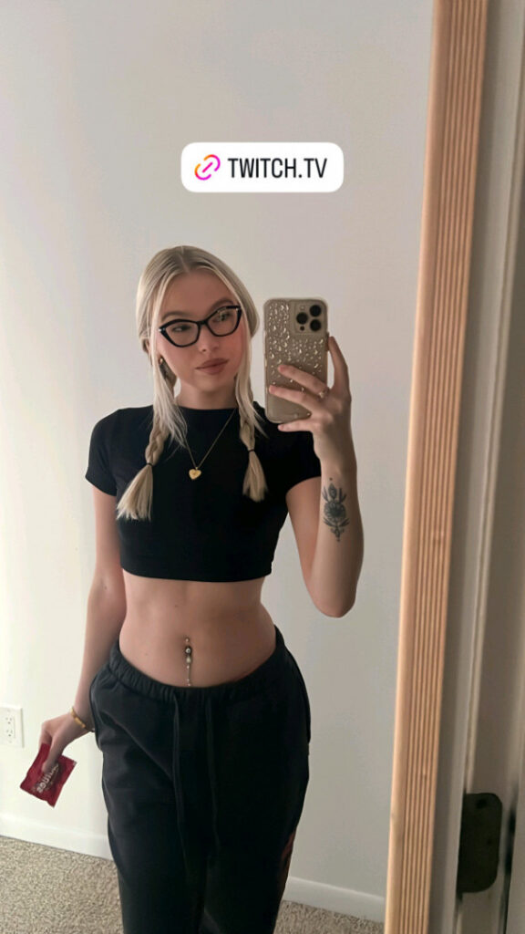 Twitch – Loveabilities – Nude