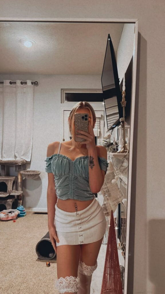 Twitch – Loveabilities – Nude