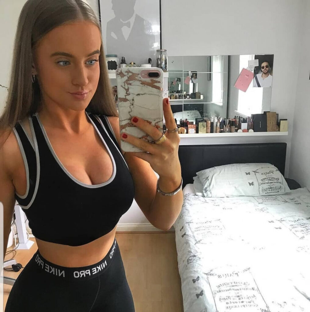 TikTok – Instagram – Lucy Newcombe (lucynukes, lucynukesfit) – Nude