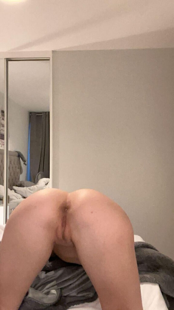 lucylurkss – Nude Leaks