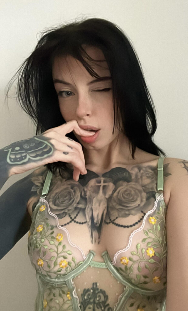 OnlyFans – Lunara_fawn / Luna – Nude