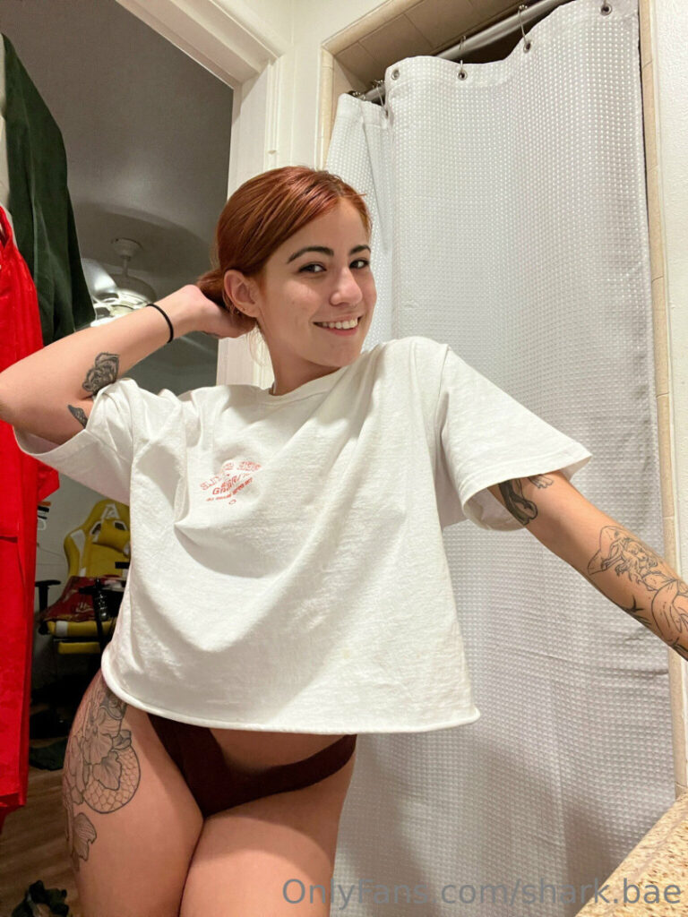 OnlyFans – TikTok – Lunariaxlee –  shark.bae – kyliemaelyn – Nude