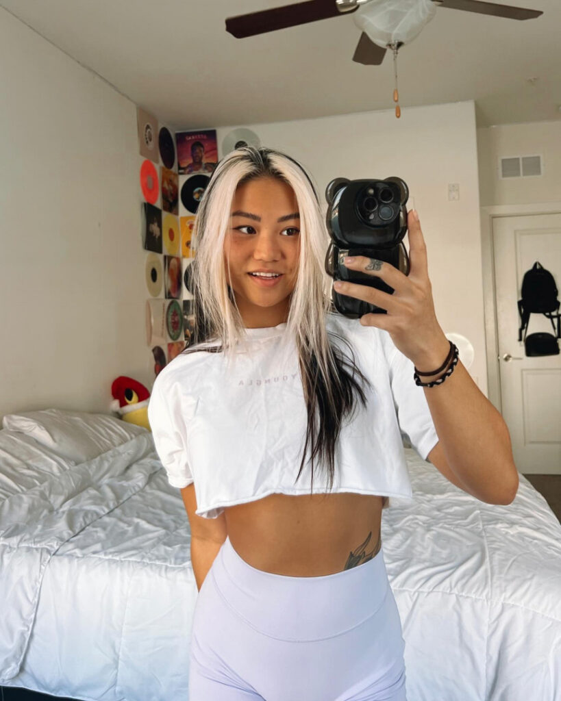 OnlyFans – Asian – Lyla.fit – Nude
