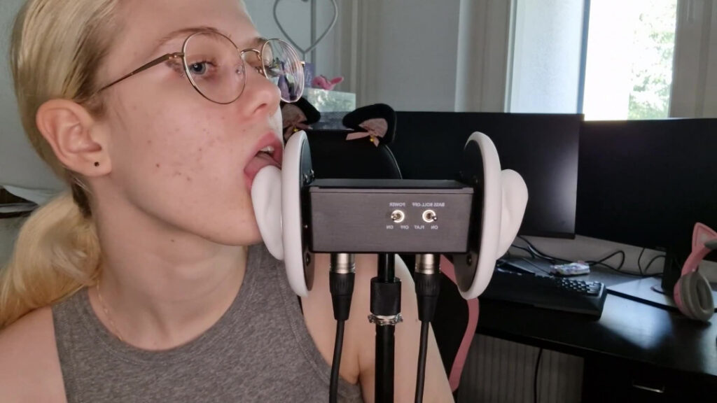 ASMR – Patreon – Lym’s Cozy ASMR Cave – Nude Leaks