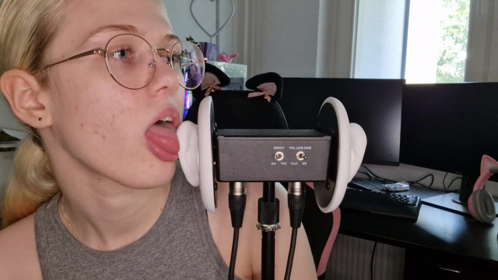 ASMR – Patreon – Lym’s Cozy ASMR Cave – Nude Leaks