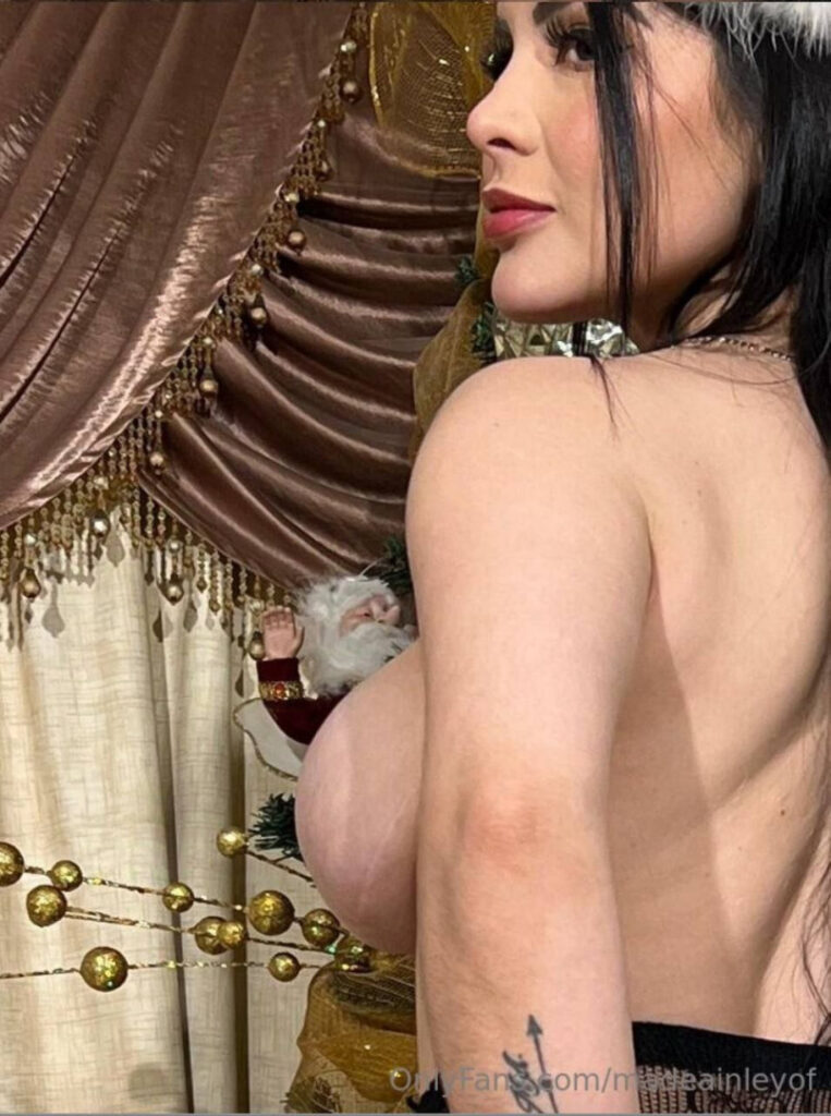 OnlyFans – madeainleyof – Nude